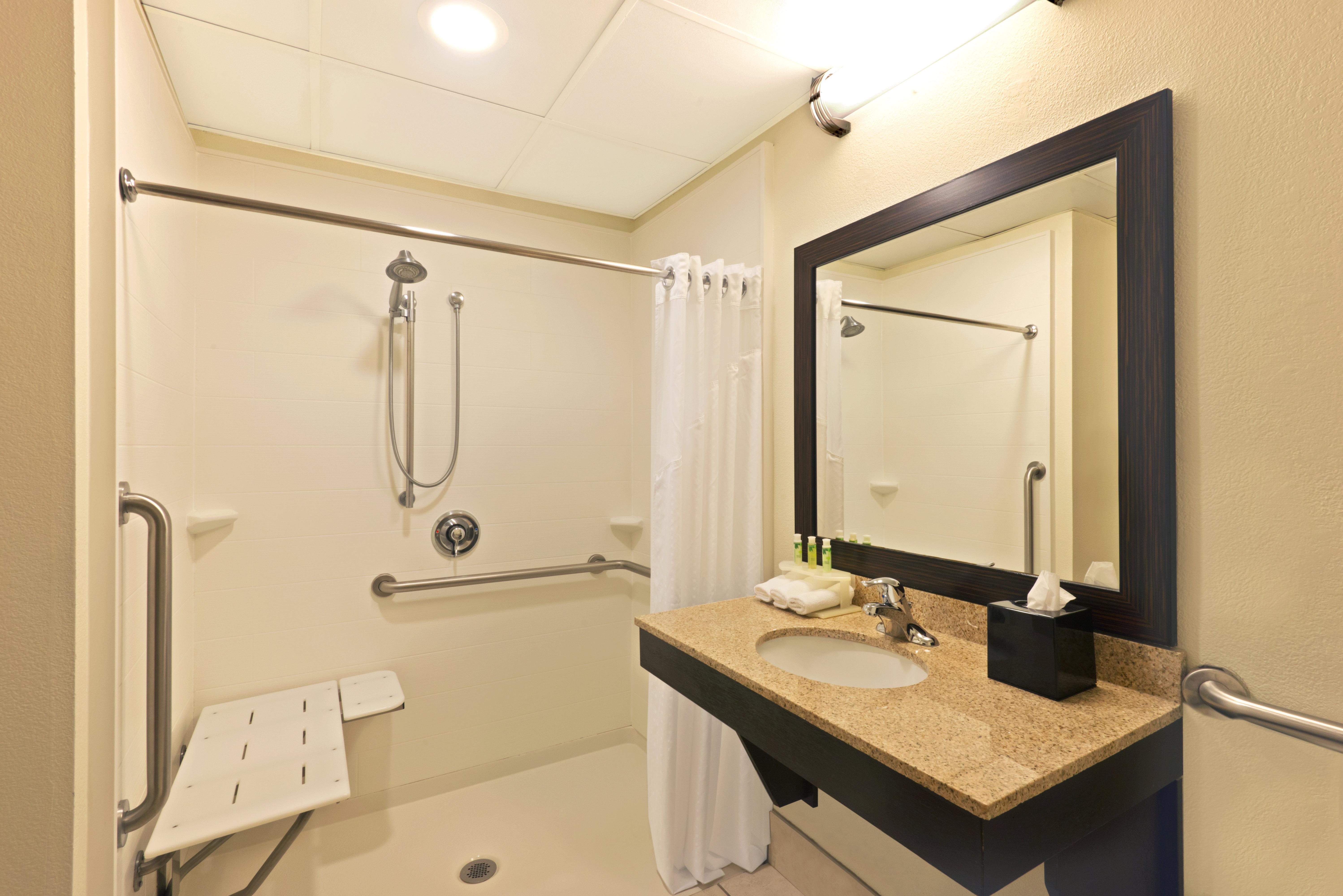 Holiday Express & By Ihg